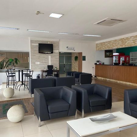 ביריגווי Perola Verde Hotel מראה חיצוני תמונה