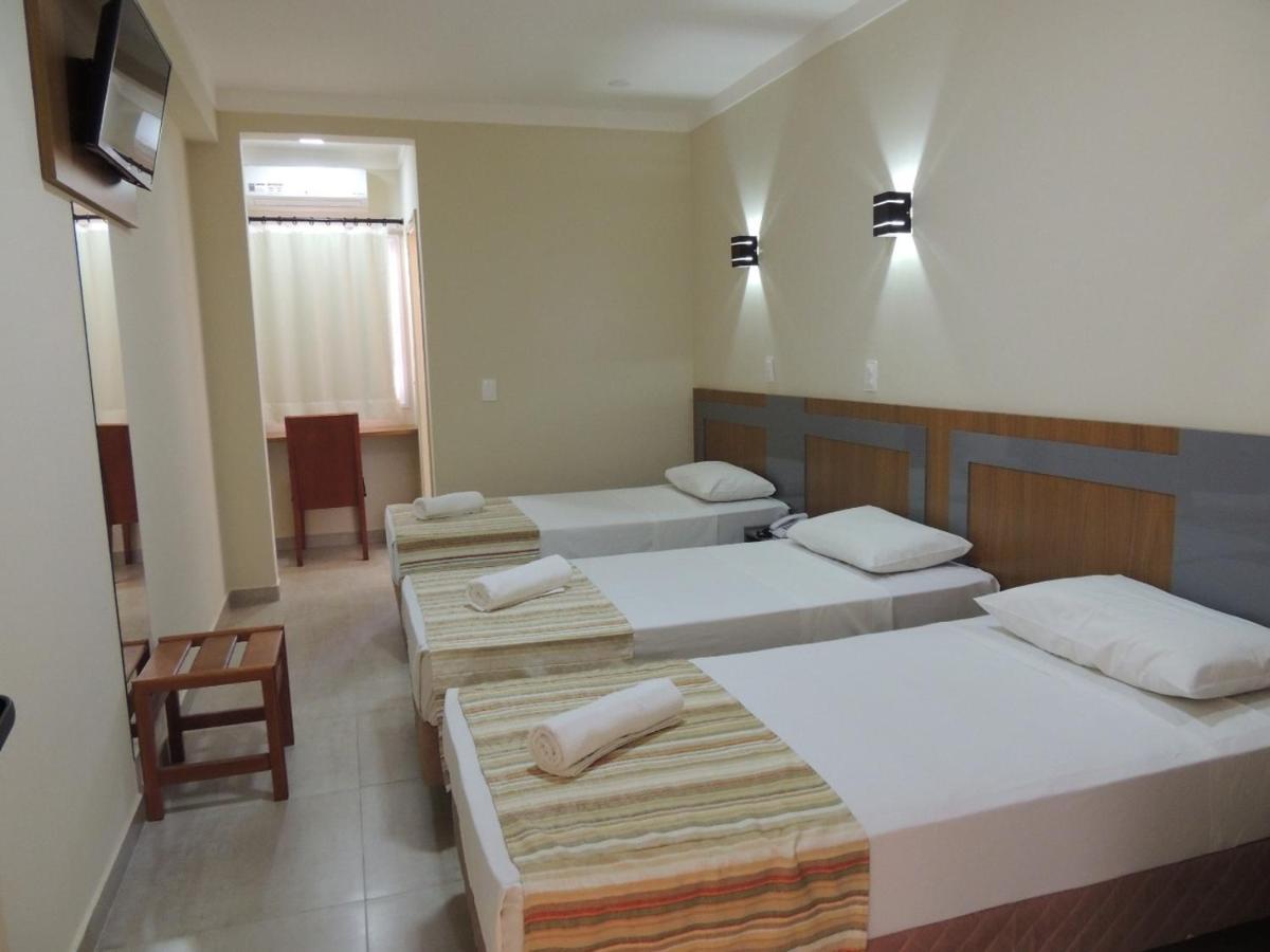 ביריגווי Perola Verde Hotel מראה חיצוני תמונה