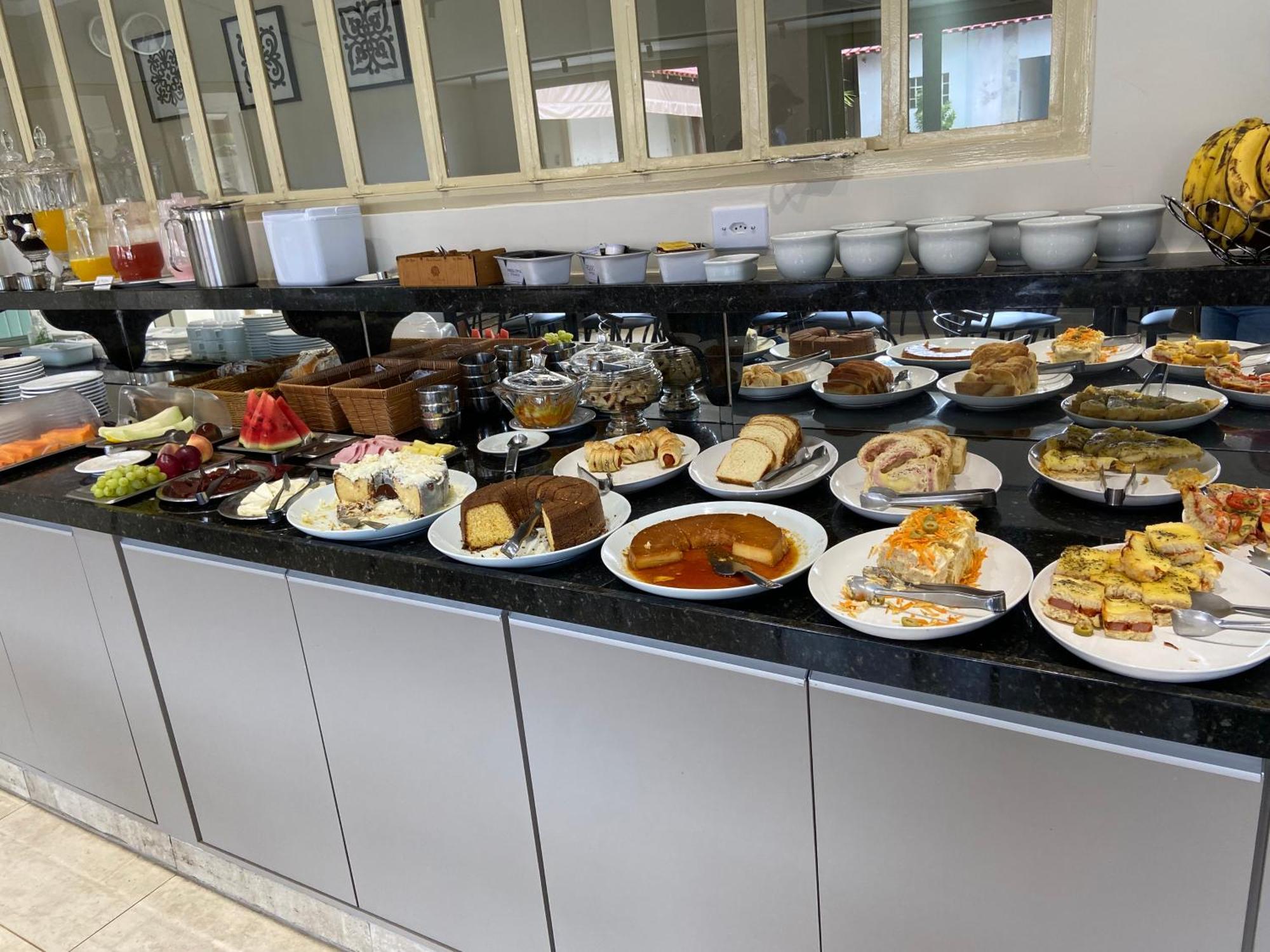 ביריגווי Perola Verde Hotel מראה חיצוני תמונה
