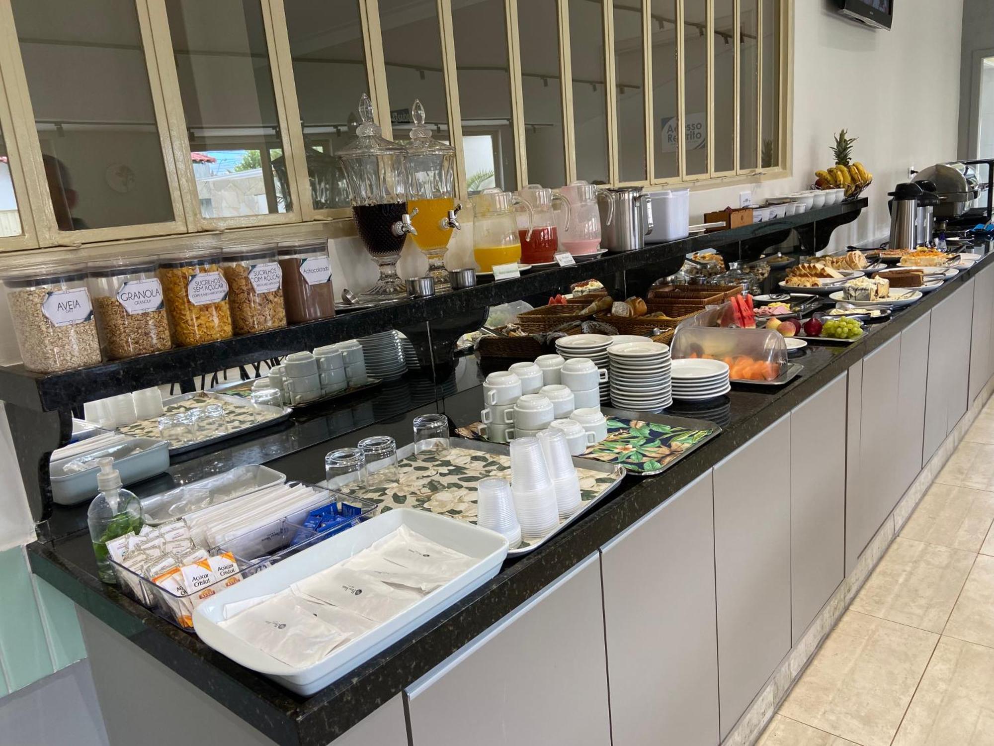 ביריגווי Perola Verde Hotel מראה חיצוני תמונה