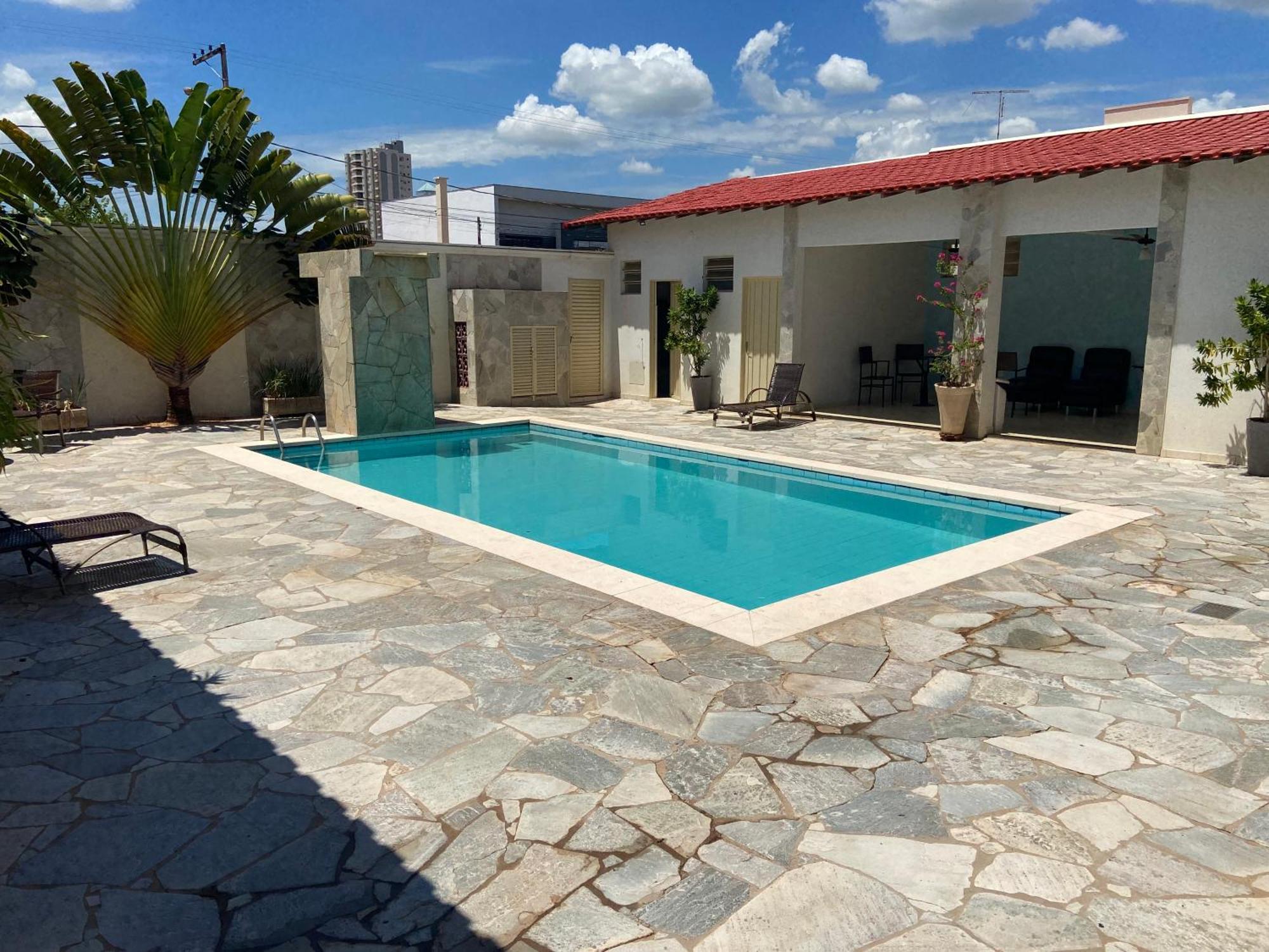 ביריגווי Perola Verde Hotel מראה חיצוני תמונה